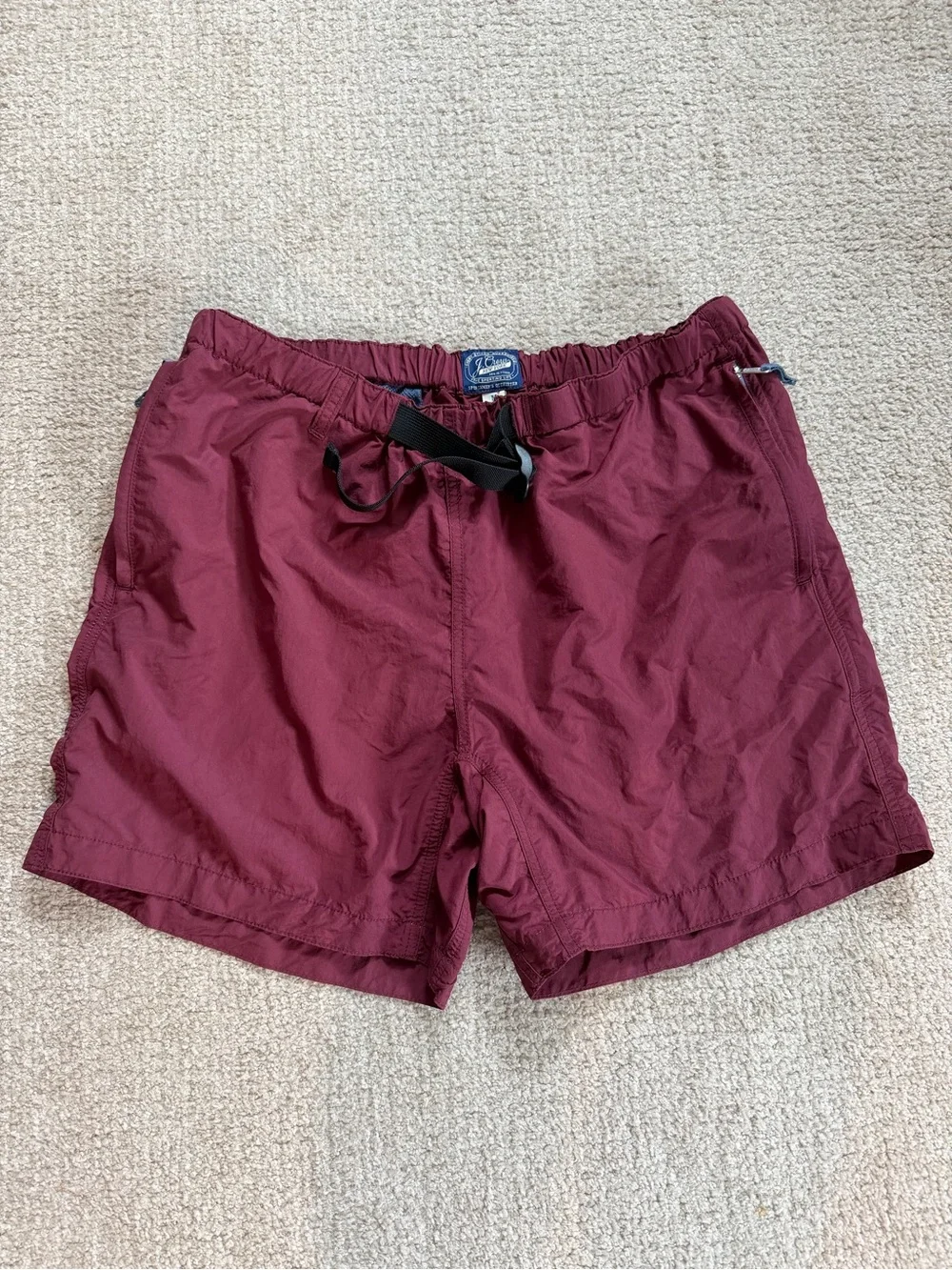 J.Crew Men’s ECONYL Nylon Swim Trunks Burgundy 5.5” Inseam Size M